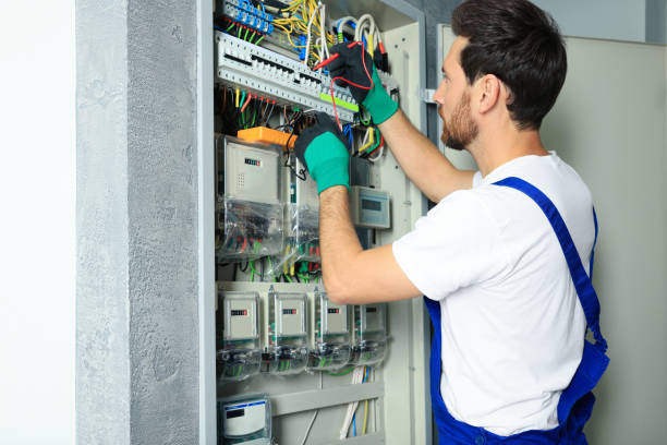Best Ceiling Fan Installation Electrician  in Briarcliff Manor, NY